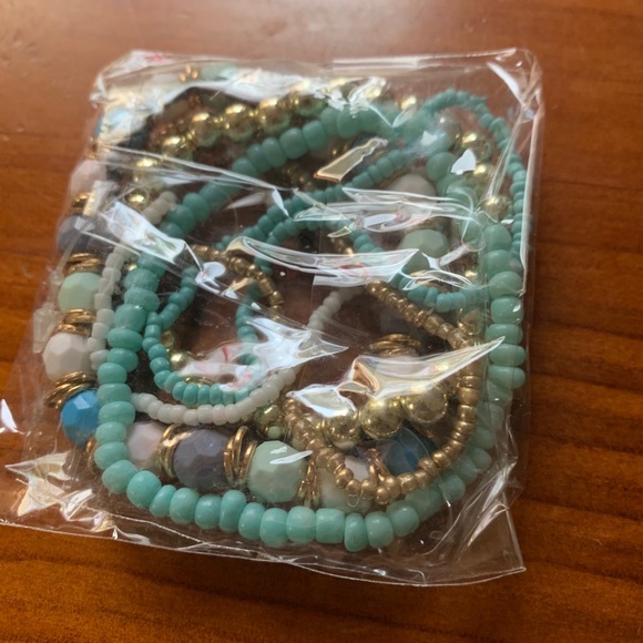 Bracelet set - Picture 4 of 10